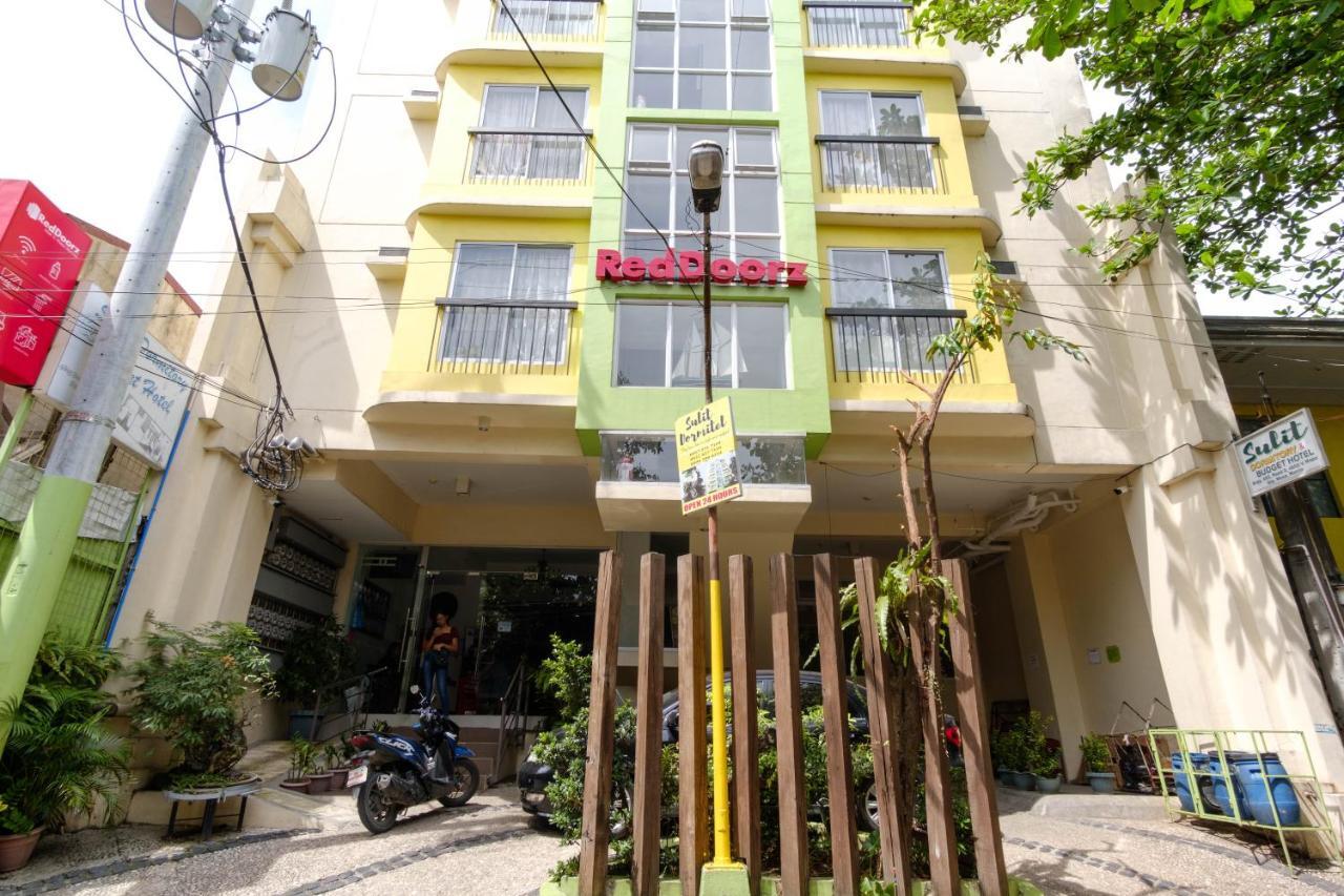 Reddoorz Near V Mapa Station Manila Exterior foto